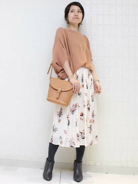 「TIENS ecoute（ティアンエクート）のアイテム（ショルダーバッグ）」を使った、maiさん（レディース・158cm）の秋コーディネート