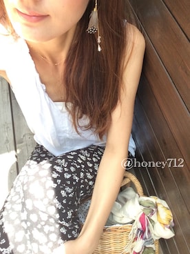 「GAP（ギャップ）のアイテム（Tシャツ/カットソー、ホワイト系）」を使った、honey.さん（レディース・168cm）の夏コーディネート