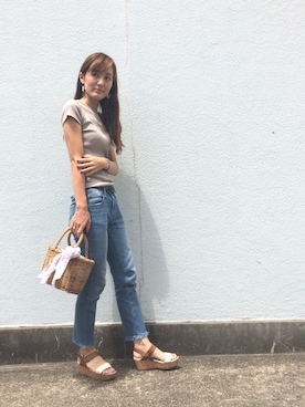 「GU（ジーユー）のアイテム（デニムパンツ、ブルー系）」を使った、honey.さん（レディース・168cm）の夏コーディネート