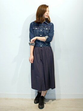 「MAISON DE REEFUR」｜「アイテム（デニムジャケット）」を使った、ASAMI KATOさん（レディース・164cm）の秋コーディネート