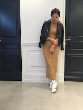 「MAISON DE REEFUR」｜「アイテム（ダウンジャケット/コート）」を使った、ASAMI KATOさん（レディース・164cm）の秋コーディネート