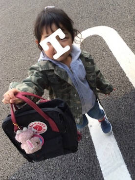「OLD NAVY（オールドネイビー）のアイテム（ミリタリージャケット）」を使った、toap♡さん（キッズ・100cm）の冬コーディネート