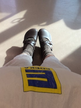 「BIRKENSTOCK（ビルケンシュトック）のアイテム（サンダル、ブラウン系）」を使った、canaさん（レディース）の秋コーディネート