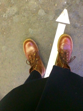 「Dr. Martens（ドクターマーチン）のアイテム（ブーツ、ブラウン系）」を使った、canaさん（レディース）の冬コーディネート