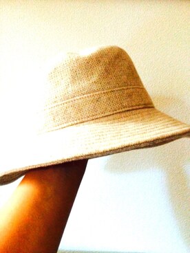 「RACAL（ラカル）のニットバケットハット/HAT（ハット、ベージュ系）」を使った、canaさん（レディース）の冬コーディネート