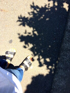 「BIRKENSTOCK（ビルケンシュトック）のBIRKENSTOCK ARIZONA（サンダル、ブラック系）」を使った、canaさん（レディース）の夏コーディネート