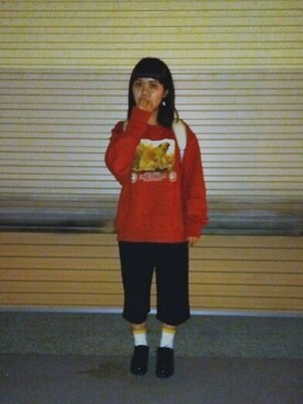 「古著のアイテム（Tシャツ/カットソー、オレンジ系）」を使った、Lunさん（レディース・154cm）の秋コーディネート