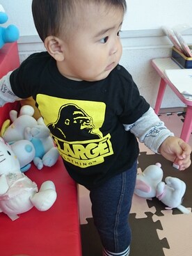 「X-LARGE KIDSのアイテム（Tシャツ/カットソー、ブラック系）」を使った、AI♡AKIRAさん（レディース・158cm）の秋コーディネート