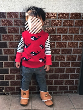 「アイテム（ベスト、レッド系）」を使った、storzさん（キッズ・90cm）の秋コーディネート