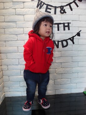 「アイテム（ジャージ、レッド系）」を使った、qqcindyyyさん（キッズ・80cm）の秋コーディネート