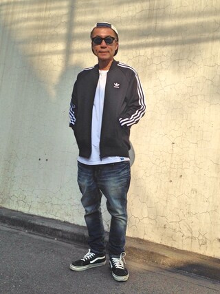TERIYAKI使用「BEAMS（adidas Originals for BEAMS / トラックジャケット）」的時尚穿搭