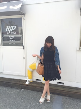 「カジュアルダウン」｜「アイテム（デニムジャケット）」を使った、Aya♡さん（レディース・156cm）の春コーディネート
