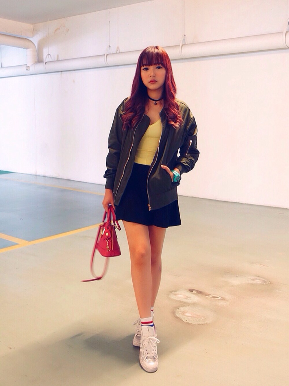 「H&Mのアイテム（トップス、イエロー系）」を使った、BaoerTangさん（レディース・158cm）の春コーディネートの1枚目の写真