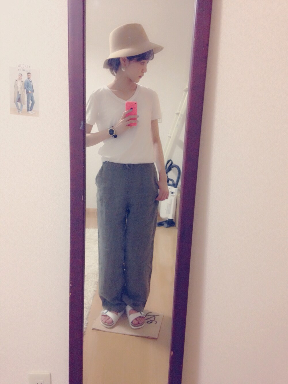 「ルミネ、吉本、Another Edition、無印良品、birkenstock」｜「Another Editionのソリッドイージーパンツ/AEBC SOLID EASY PT（その他パンツ、グリーン系）」を使った、ｍｏｅさん（レディース・156cm）の夏コーディネートの1枚目の写真