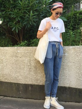 潮田あかりさんの「T-shirt brode A.P.C. P13」を使ったコーディネート