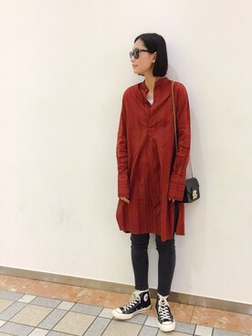 「EDITION（エディション）のACNE STUDIOS SKIN 5 USED スキニーパンツ（デニムパンツ）」を使った、潮田あかりさん（レディース・166cm）の冬コーディネート