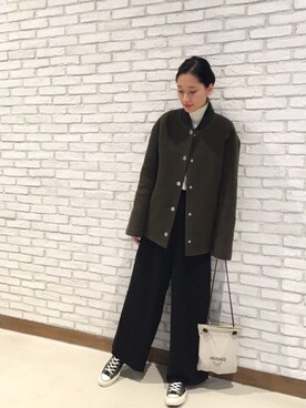 「BLACK BY MOUSSY（ブラックバイマウジー）のアイテム（ブルゾン）」を使った、潮田あかりさん（レディース・166cm）の冬コーディネート