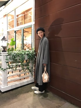 「BLACK BY MOUSSY（ブラックバイマウジー）のアイテム（その他アウター）」を使った、潮田あかりさん（レディース・166cm）の秋コーディネート