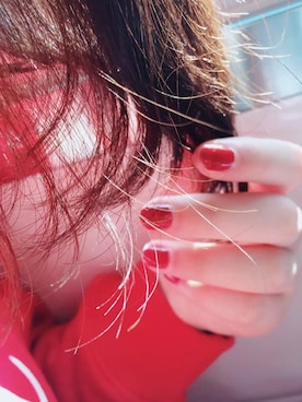 「opiのアイテム（ハンドケア/ハンドクリーム、レッド系）」を使った、Kyyyyyylinさん（レディース・162cm）の春コーディネート