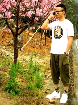 「STUSSY（ステューシー）のアイテム（アクセサリー）」を使った、Arronさん（メンズ・175cm）の春コーディネート