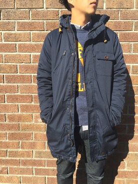 「シャツ×スウェット」｜「アイテム（ジャケット/アウター）」を使った、GRAVY'Sさん（メンズ・172cm）の冬コーディネート