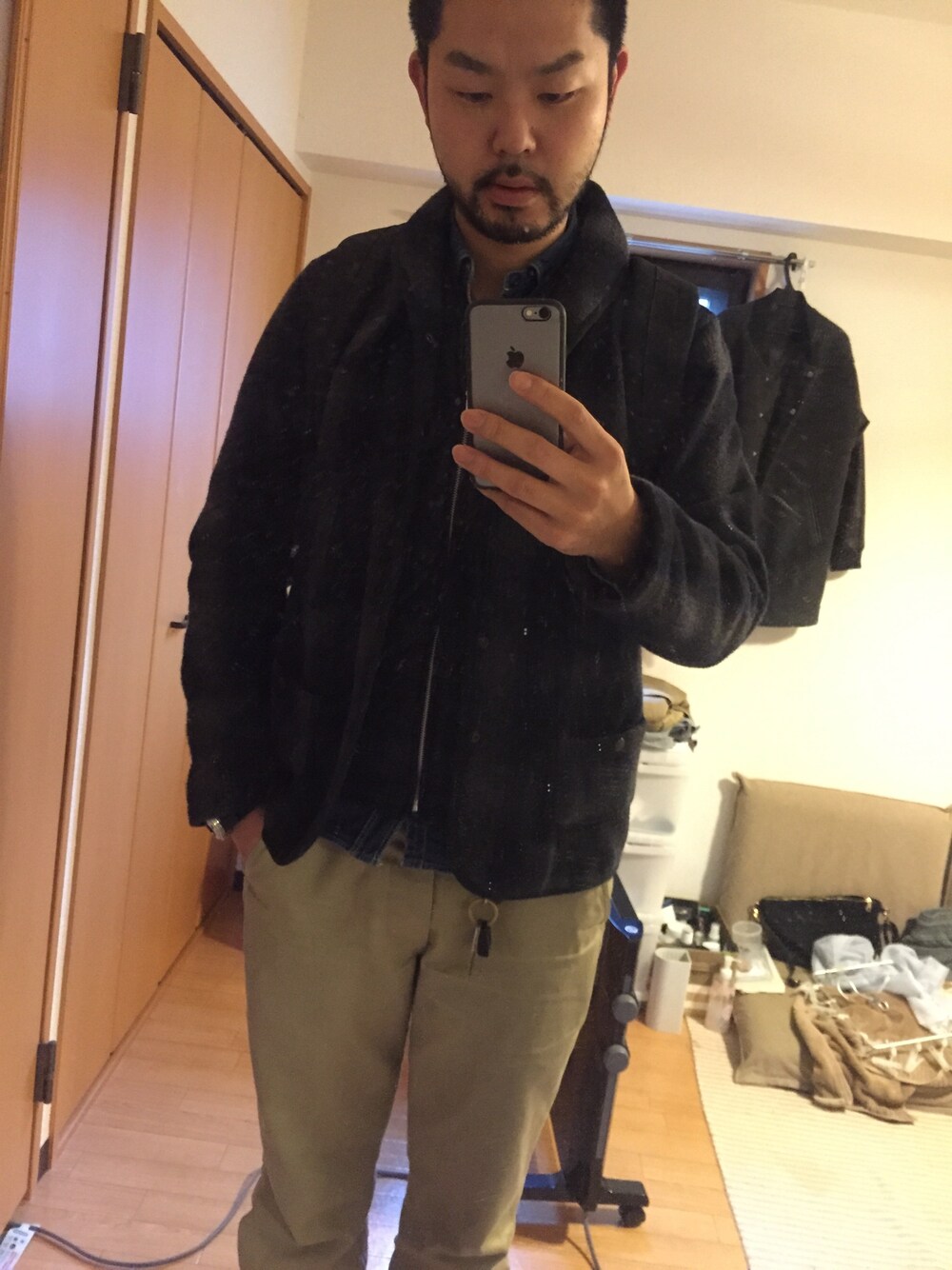 「RUGGED FACTORYのアイテム（ブルゾン、ブルー系）」を使った、S.Dさん（メンズ・182cm）の春コーディネートの1枚目の写真