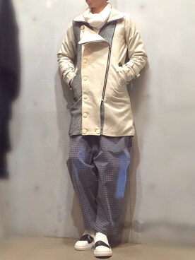 「白コーデ」｜「アイテム（その他アウター）」を使った、m_4tokyoさん（メンズ・180cm）の冬コーディネート