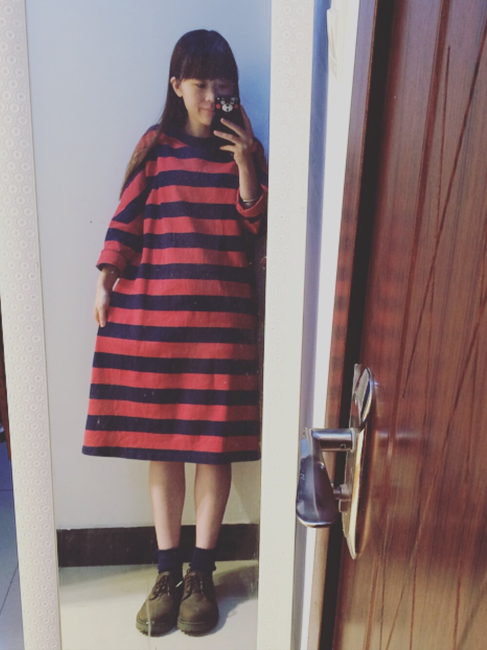 「chambre de charmeのアイテム（ワンピース、レッド系）」を使った、HEY-baobaoさん（レディース・157cm）の秋コーディネートの1枚目の写真