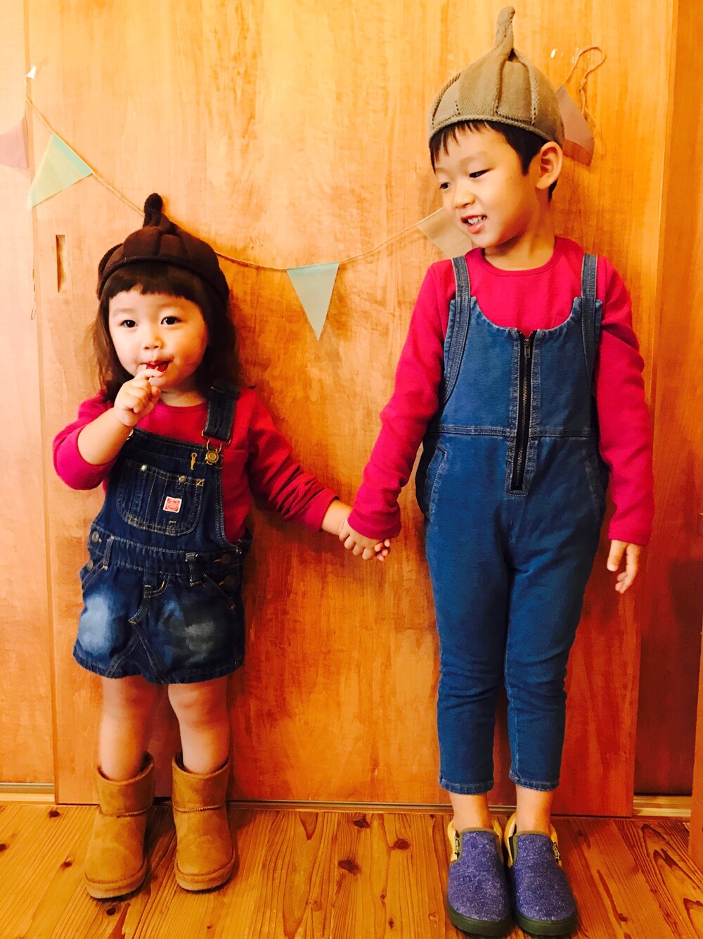 「兄妹コーデ、リンクコーデ、男の子、女の子、男の子コーデ、女の子コーデ、2歳、4歳」｜「Koreaのアイテム（サロペット/オーバーオール、ブルー系）」を使った、shomayuzu*さん（キッズ・100cm）の秋コーディネートの1枚目の写真