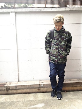 「アイテム（ナイロンジャケット）」を使った、つるマンさん（メンズ・174cm・20代）の秋コーディネート