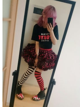 「HELL CAT PUNKS（ヘルキャットパンクス）のアイテム（スカート）」を使った、yumi さん（レディース・157cm）の夏コーディネート