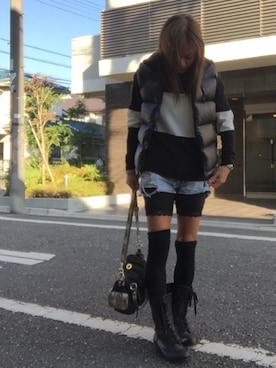 「アラフィフスタイル」｜「アイテム（ブーツ）」を使った、LUCCAさん（レディース・164cm）の秋コーディネート