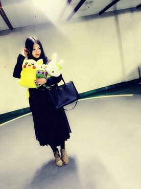 「initial（イニシャル）のアイテム（パンプス）」を使った、依依公主さん（レディース・164cm）の秋コーディネート