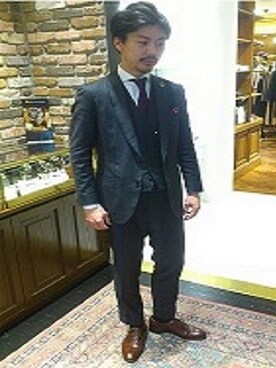 「アイテム（スーツベスト、グレー系）」を使った、ピロゆきさん（メンズ・172cm）の冬コーディネート