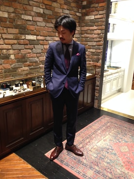 「アイテム（ネクタイ、レッド系）」を使った、ピロゆきさん（メンズ・172cm）の冬コーディネート