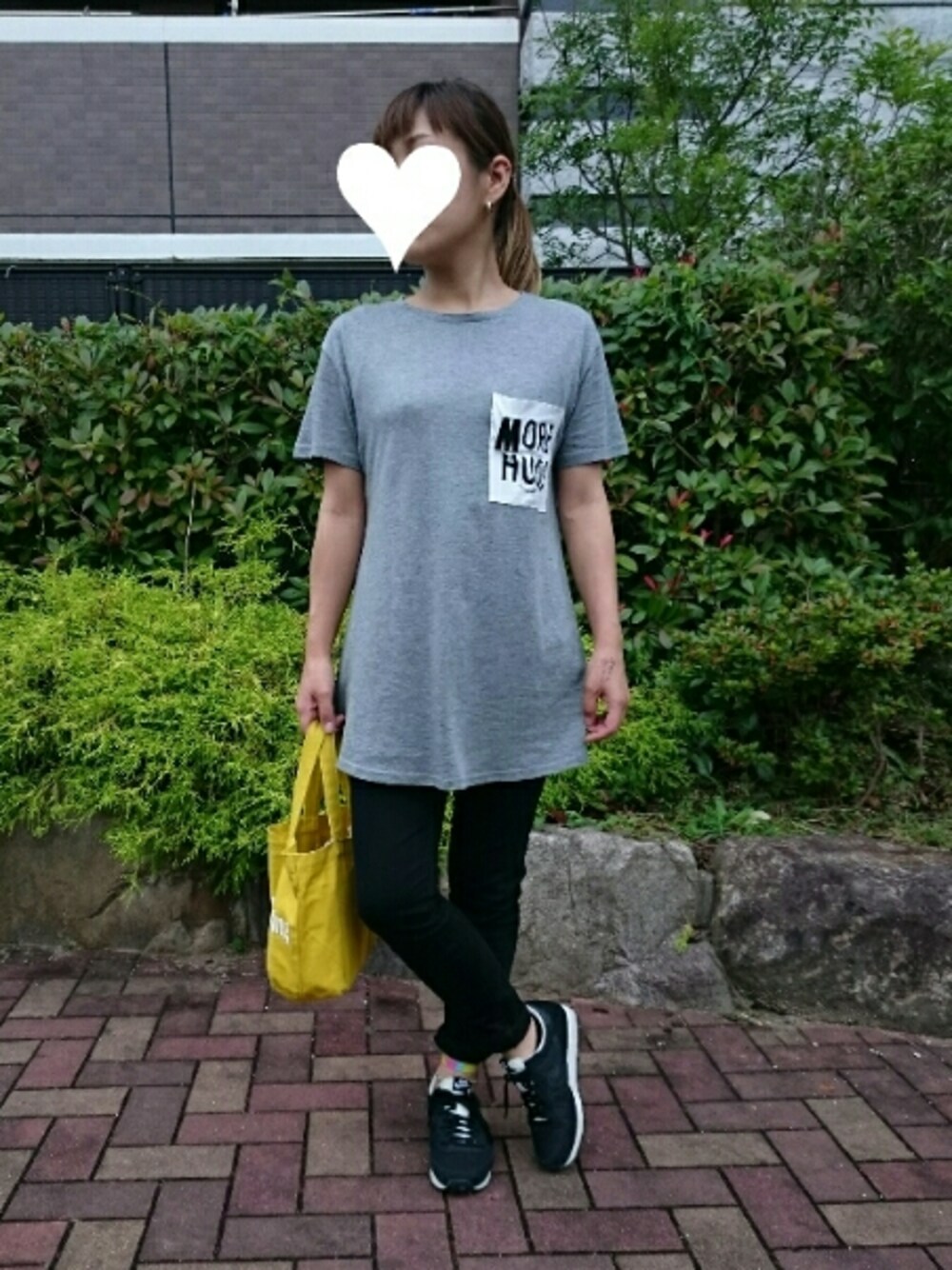 「ハグ推進委員会、ZARA、tripp nyc、仕事コーデ」｜「ZARAのアイテム（Tシャツ/カットソー、グレー系）」を使った、sacoさん（レディース・147cm）の夏コーディネートの1枚目の写真