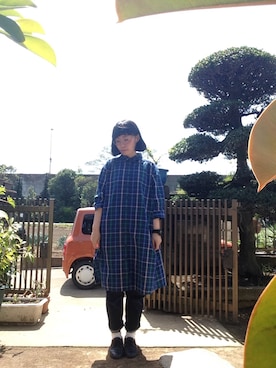 「インディゴデニム」｜「アイテム（シャツワンピース）」を使った、NANAEさん（レディース・155cm）の春コーディネート