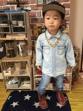 「ダンガリーシャツ」｜「アイテム（キャップ）」を使った、ryuuuさん（キッズ・90cm）の秋コーディネート