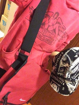 「HYSTERIC GLAMOUR（ヒステリックグラマー）のアイテム（パーカー、レッド系）」を使った、にぽぽさん（レディース・155cm）の冬コーディネート