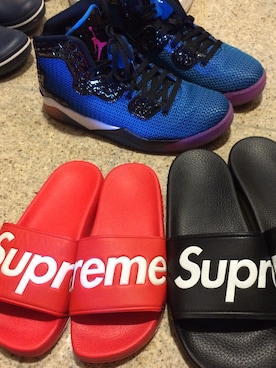 「Supreme （シュプリーム）のアイテム（サンダル、レッド系）」を使った、にぽぽさん（レディース・155cm）の夏コーディネート