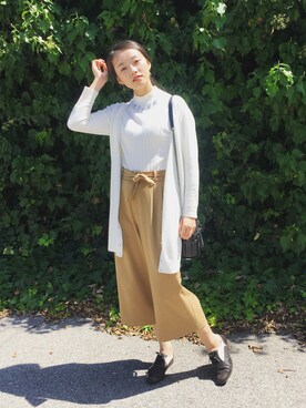 「JUSGLITTY（ジャスグリッティー）のアイテム（パンツ）」を使った、Littleyiyiさん（レディース・163cm）の春コーディネート