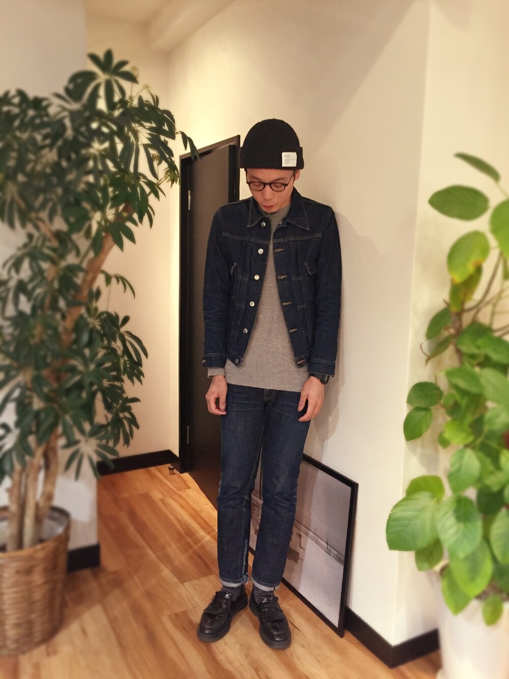 「A.P.C.、STABILIZER GNZ、norse projects、ローファー、デニムセットアップ」｜「N.HOOLYWOODのN.HOOLYWOOD Gショック（アナログ腕時計、ブラック系）」を使った、junya_mochizukiさん（メンズ・177cm）の冬コーディネートの1枚目の写真