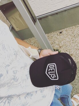 「AZUL（アズール）のアイテム（Tシャツ/カットソー、ブルー系）」を使った、MIZUKIさん（メンズ）の秋コーディネート