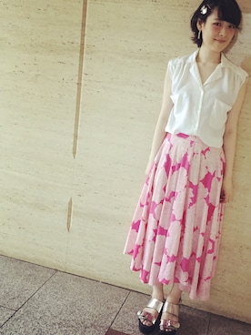「MONKI（モンキ）のアイテム（サンダル）」を使った、しほんまさん（レディース・168cm）の夏コーディネート