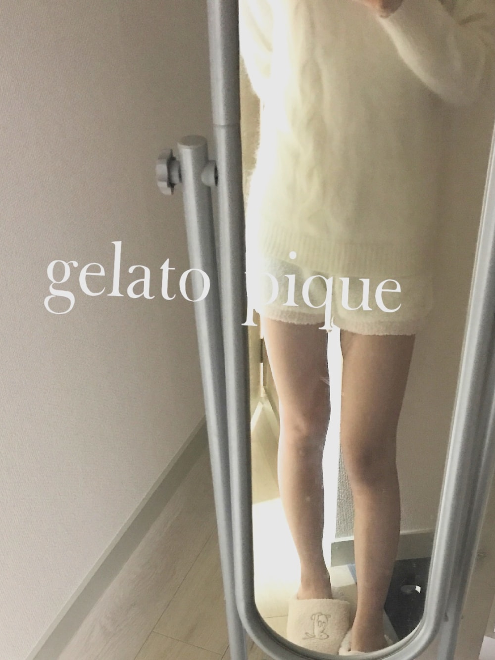 「gelato piqueのアイテム（その他シューズ、ピンク系）」を使った、Hさん（レディース・162cm）の秋コーディネートの1枚目の写真