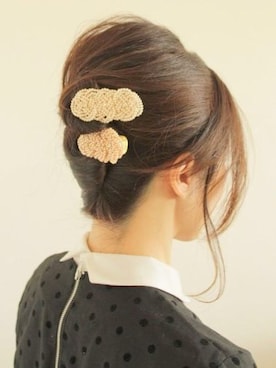 「アイテム（ヘアゴム）」を使った、T&E Officialさん（レディース・160cm）の春コーディネート