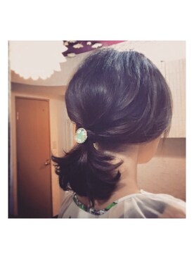 「アイテム（ヘアアクセサリー）」を使った、T&E Officialさん（レディース・160cm）の春コーディネート