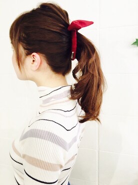 「アイテム（ヘアゴム）」を使った、T&E Officialさん（レディース・160cm）の秋コーディネート