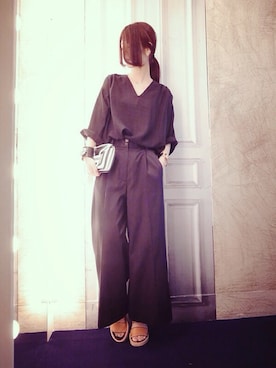 「DRIES VAN NOTEN（ドリスヴァンノッテン）のアイテム（パンツ）」を使った、g-GIEMAISONSTAFFさん（レディース・165cm）の夏コーディネート