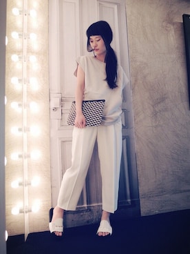 「DRIES VAN NOTEN（ドリスヴァンノッテン）のアイテム（スウェット）」を使った、g-GIEMAISONSTAFFさん（レディース・165cm）の冬コーディネート